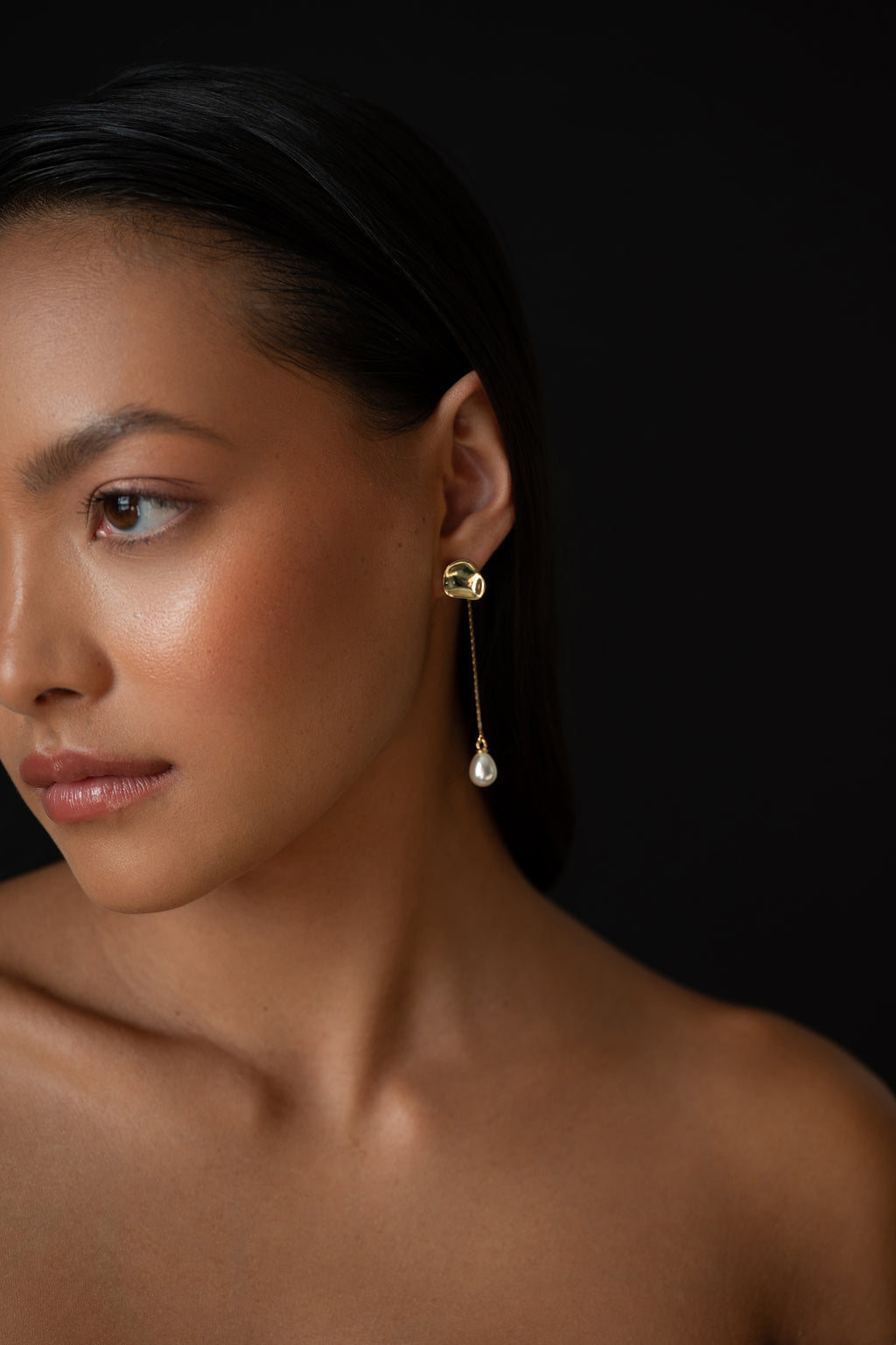 ABE Earrings 43555 Edited 2400x3600
