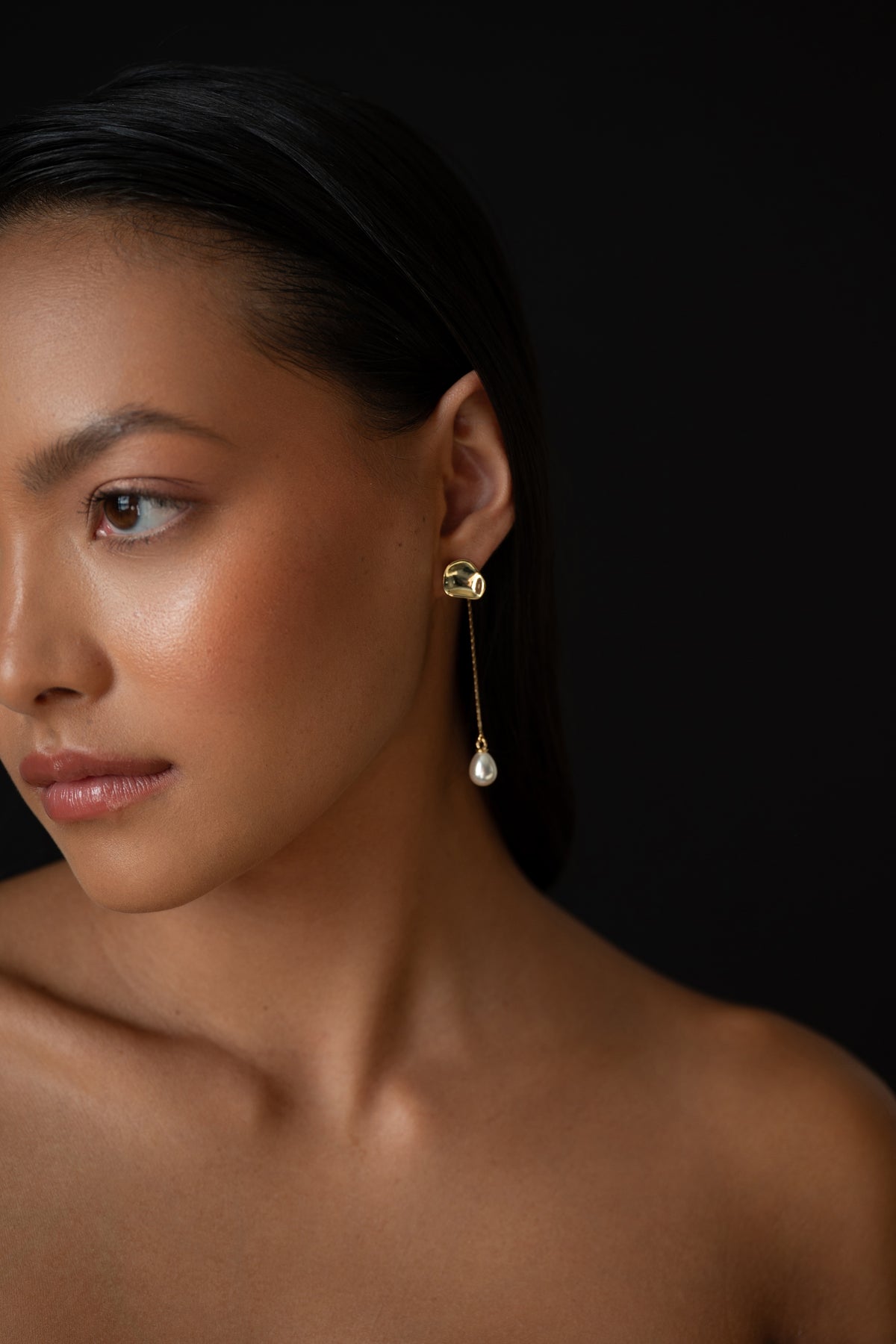 ABE Earrings 43555 Edited 2400x3600