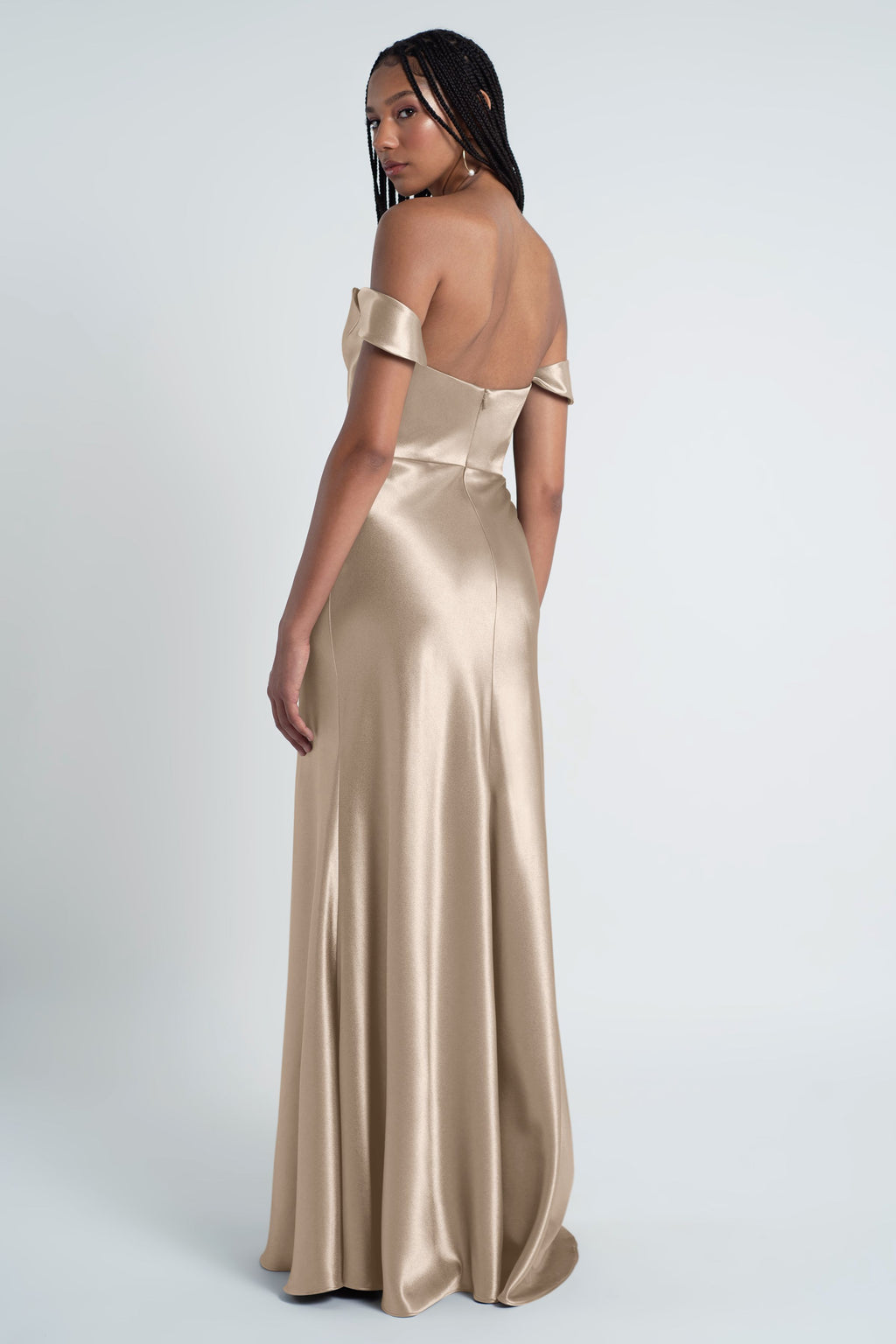 Camila pale+gold 2