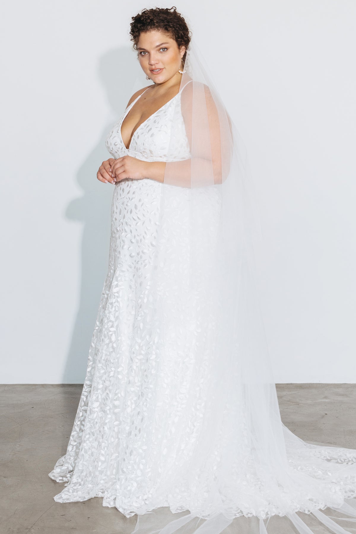 Jenny_Yoo_Bridal_Constance_Veil_2