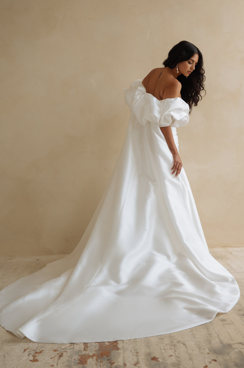 Jewel Cape Lucia 9038 Edited 2400x3600 2A