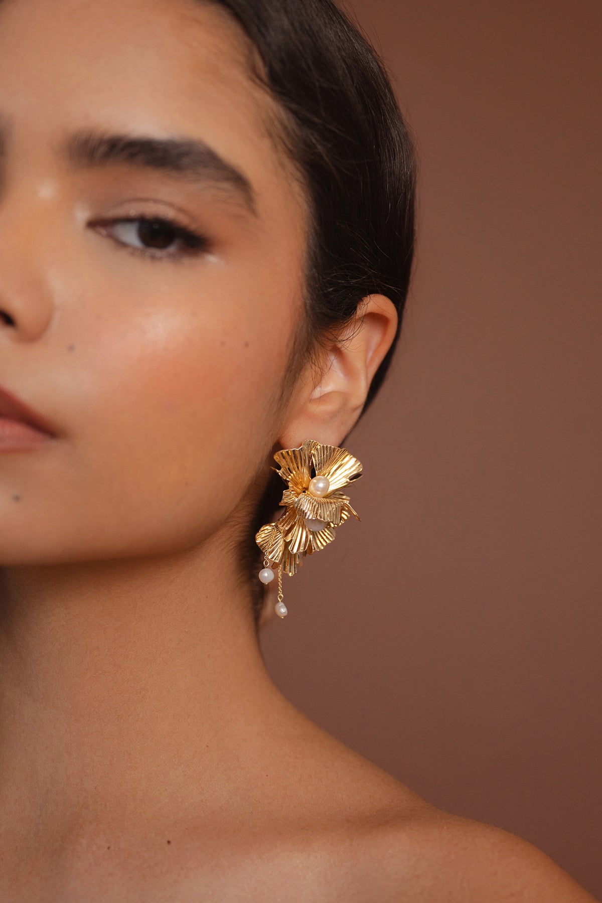 Lotus Earrings 35746 Edited 2400x3600